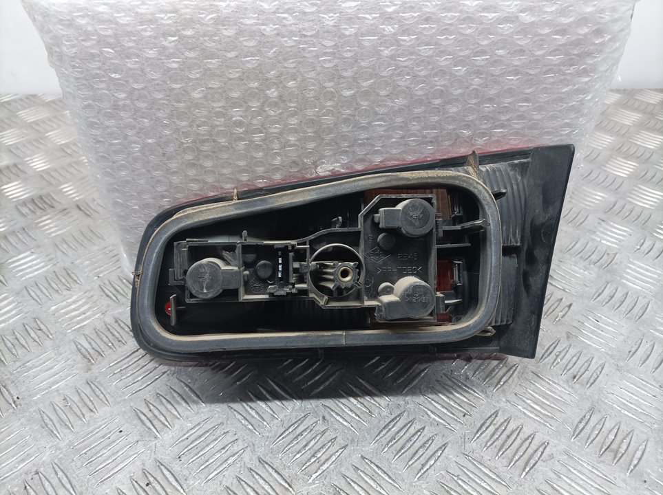 Piloto Trasero Izquierdo para Renault Laguna Ii