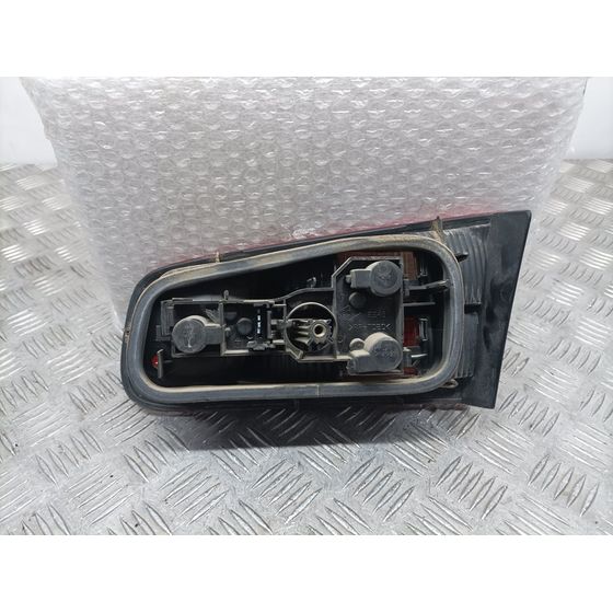 Piloto Trasero Izquierdo para Renault Laguna Ii