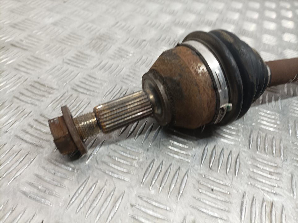 Transmision Delantera Izquierda Para Ford Focus Berlina
