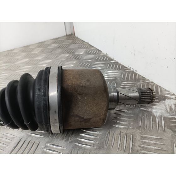Transmision Delantera Izquierda Para Volvo V50 Familiar