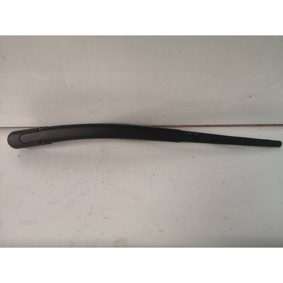 Brazo Limpia Trasero Para Ford Fiesta