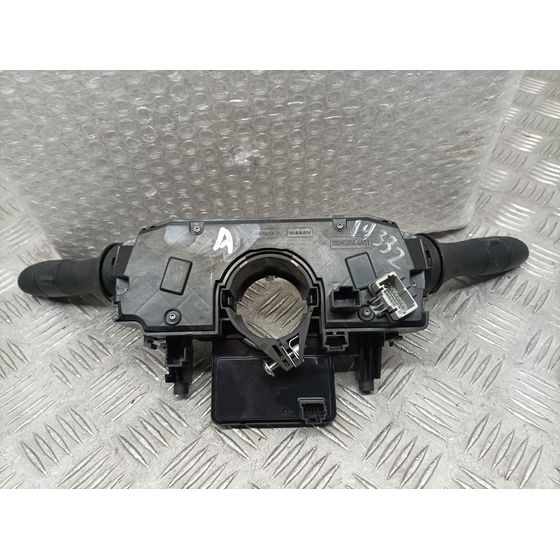 Mando Luces Y Limpia Para Nissan Micra V