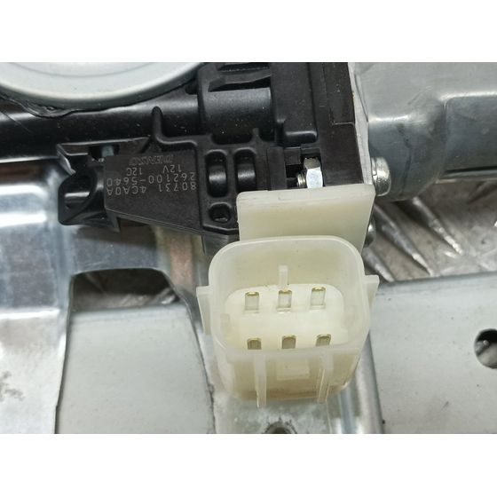 Elevalunas Delantero Derecho Para Nissan Micra V