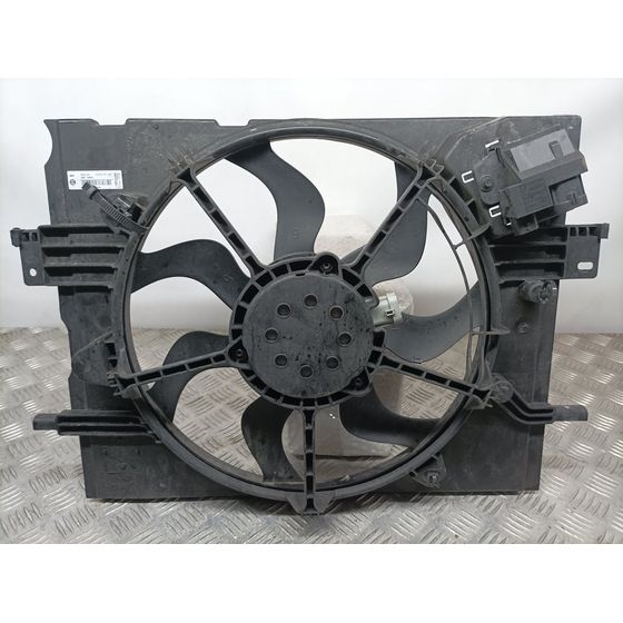Electroventilador Para Nissan Micra V
