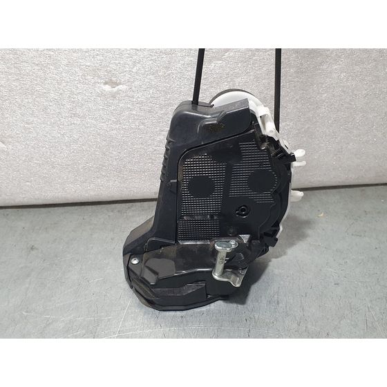 Cerradura Puerta Trasera Derecha Para Toyota Yaris