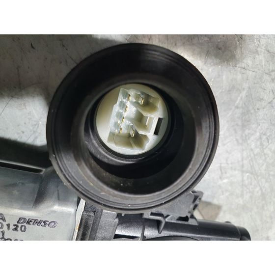 Elevalunas Trasero Derecho Para Toyota Yaris