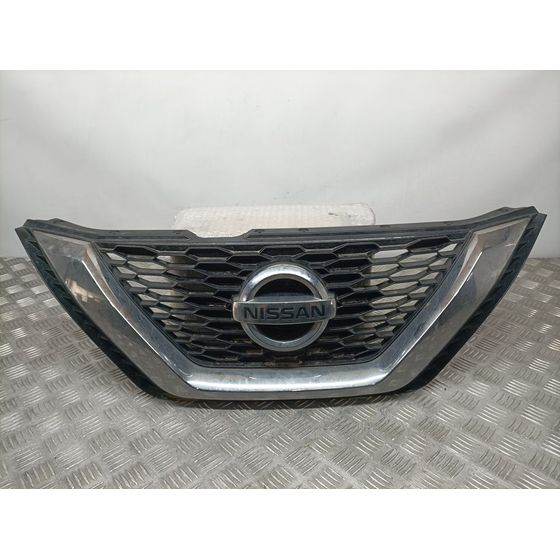 Rejilla Delantera para Nissan Qashqai (J11)