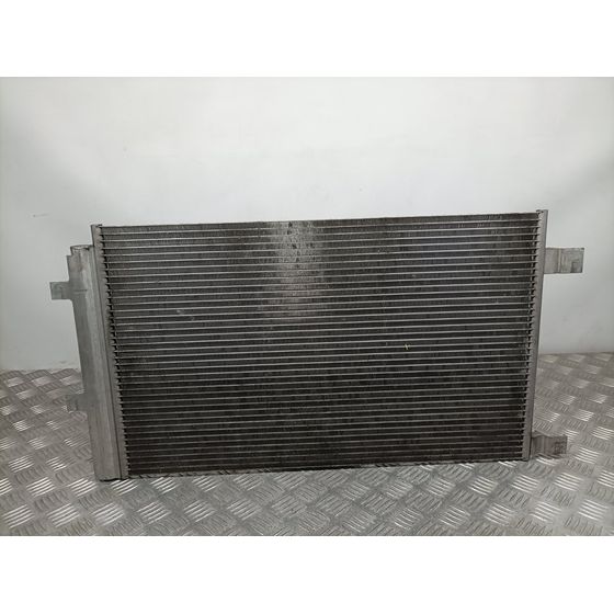 Condensador / Radiador Aire Acondicionado para Nissan Qashqai (J11)