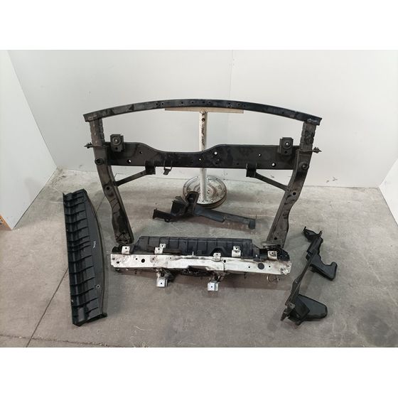 Travesaño Superior para Nissan Qashqai (J11)