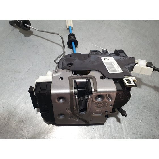 Cerradura Puerta Trasera Izquierda Para Mercedes Clase Gla