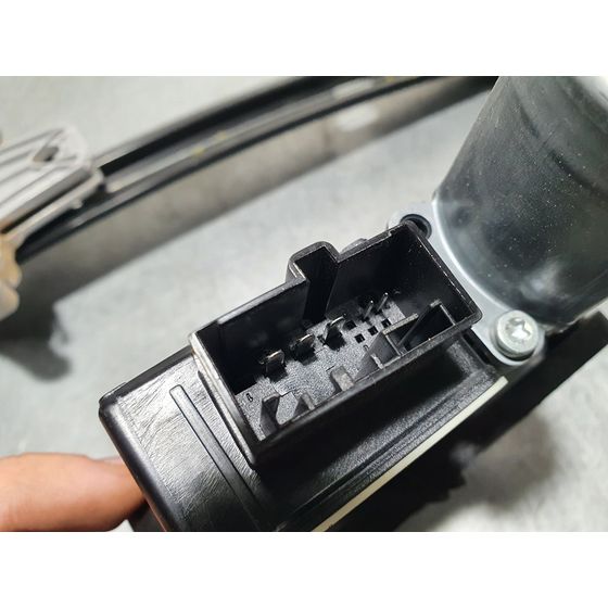 Elevalunas Trasero Derecho Para Skoda Superb