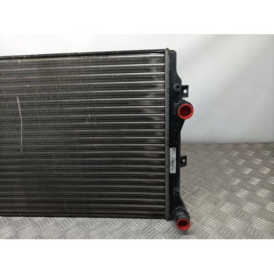 Radiador Agua Para Audi A3 Sportback