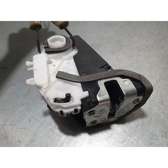 Cerradura Puerta Trasera Derecha Para Honda Hr-V