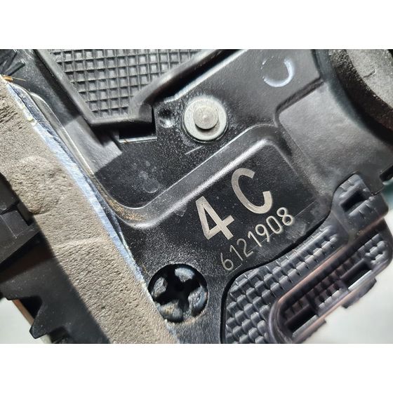 Cerradura Puerta Trasera Izquierda  Para Toyota Rav 4