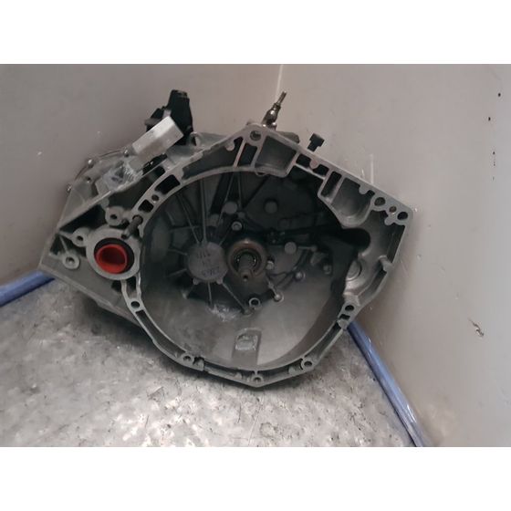 Caja Cambios Para Nissan Micra V