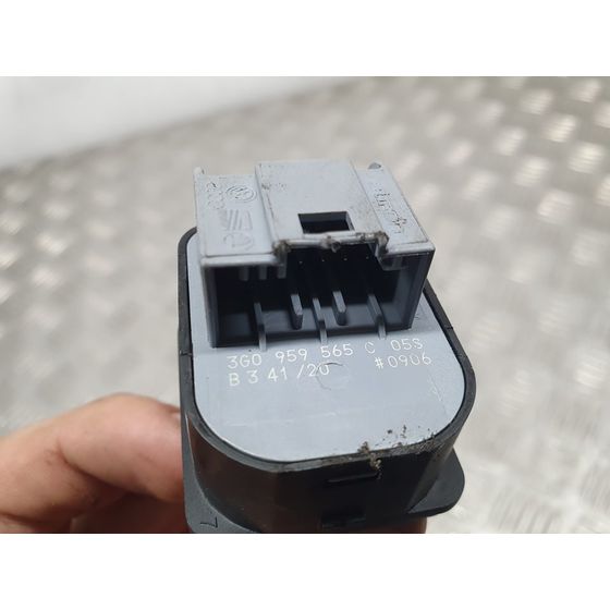 Mando Retrovisor Para Seat Leon