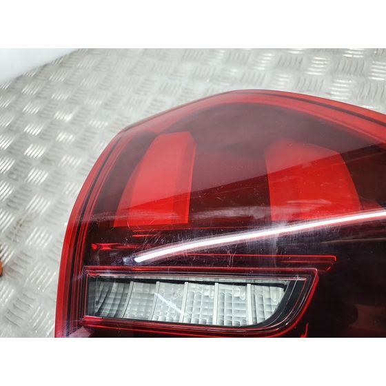 Piloto Trasero Izquierdo para Peugeot 2008 (--.2013->)