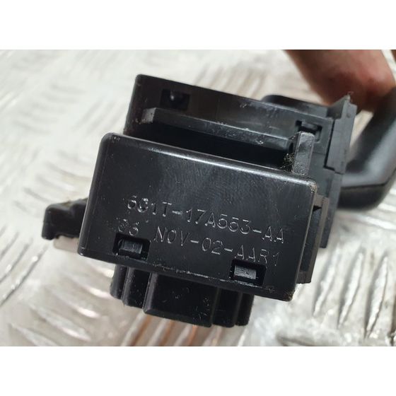 Mando Limpia Para Ford Transit Caja Cerrada '06
