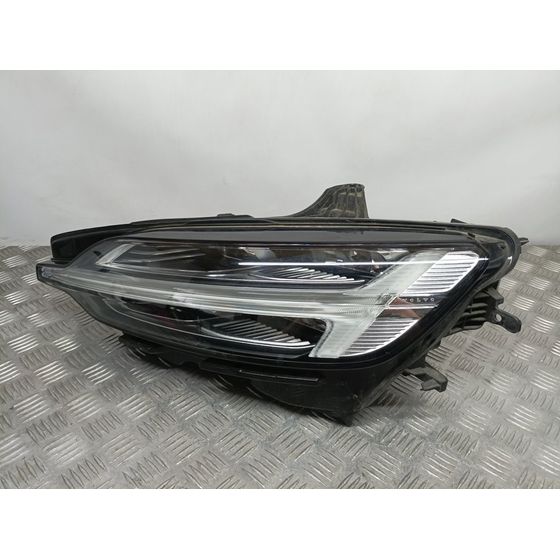 Faro Izquierdo Para Volvo V60 Familiar