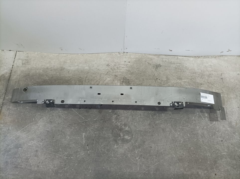 Refuerzo Paragolpes Delantero Para Volvo V60 Familiar