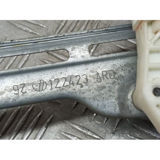 Elevalunas Trasero Derecho Para Peugeot 308 Sw