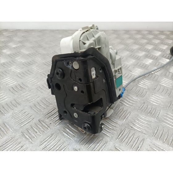 Cerradura Puerta Delantera Izquierda Para Audi Q2