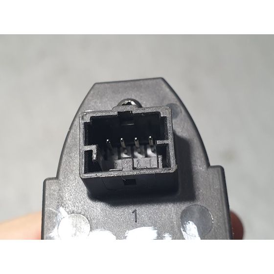 Mando Elevalunas Trasero Izquierdo para Alfa Romeo 159 (140)