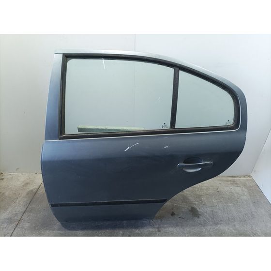 Puerta Trasera Izquierda Para Skoda Octavia Berlina