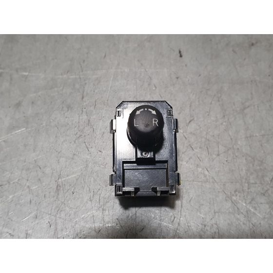 Mando Retrovisor para Nissan Pulsar (C13)