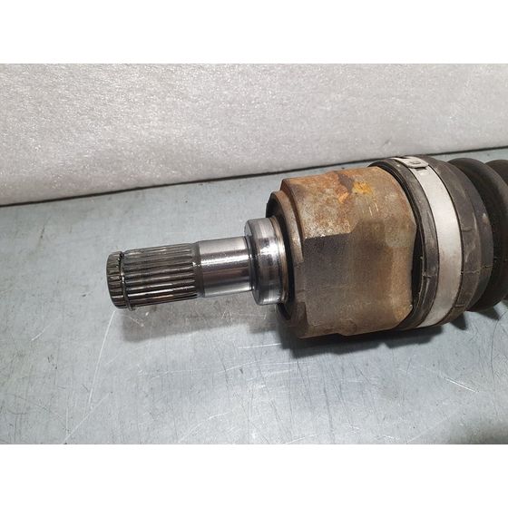 Transmision Delantera Izquierda Para Hyundai Elantra