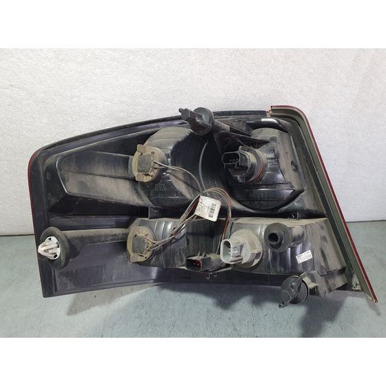 Piloto Trasero Derecho Para Dodge Avenger