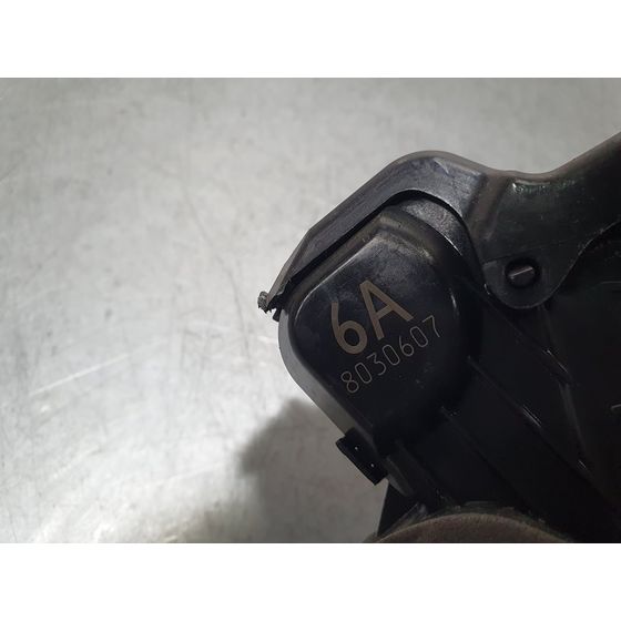 Cerradura Puerta Delantera Izquierda para Toyota Land Cruiser (J15)