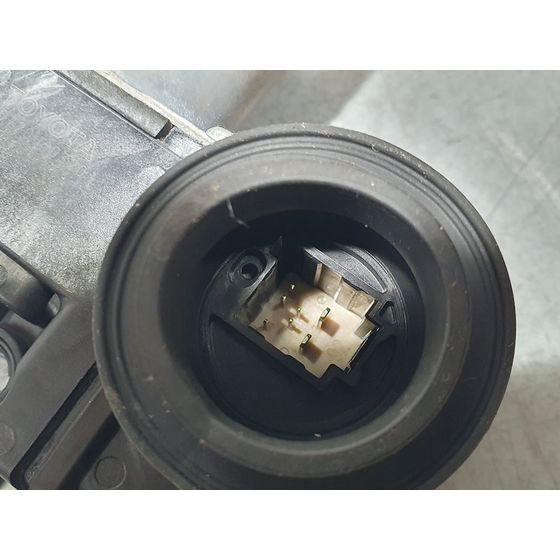 Elevalunas Trasero Derecho para Toyota Land Cruiser (J15)
