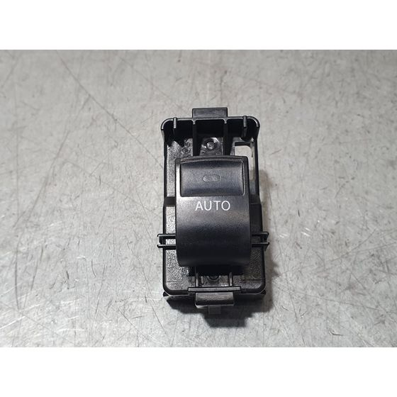 Mando Elevalunas Delantero Derecho para Toyota Land Cruiser (J15)