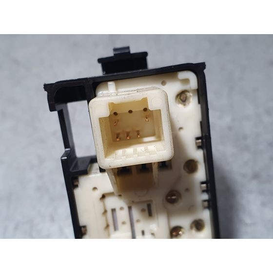 Mando Elevalunas Delantero Derecho para Toyota Land Cruiser (J15)