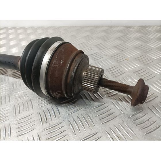 Transmision Delantera Derecha Para Audi A4 Ber.