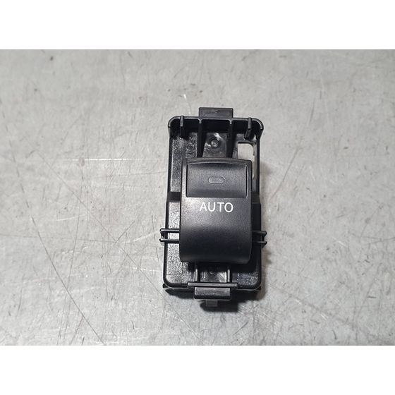 Mando Elevalunas Trasero Derecho para Toyota Land Cruiser (J15)