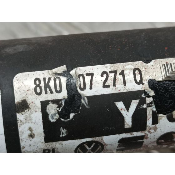 Transmision Delantera Izquierda para Audi A4 Ber.