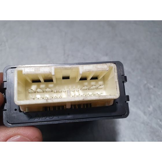 Modulo Electronico para Toyota Land Cruiser (J15)