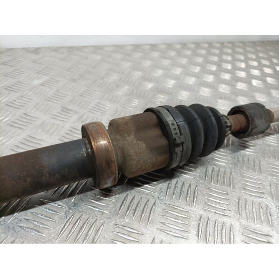 Transmision Delantera Derecha Para Ford Fiesta