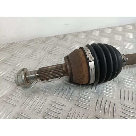 Transmision Delantera Izquierda Para Ford Fiesta