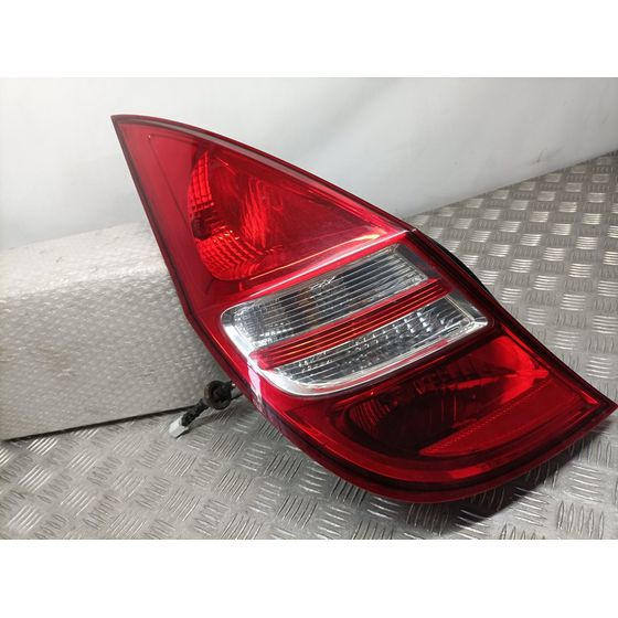 Piloto Trasero Izquierdo Para Hyundai I30