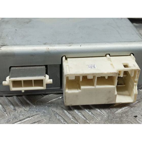Modulo Electronico Para Toyota Avensis Touring Sports