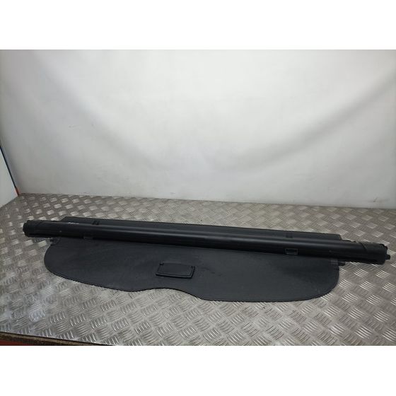 Bandeja Trasera Para Toyota Avensis Touring Sports