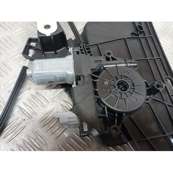 Elevalunas Delantero Izquierdo Para Peugeot 208