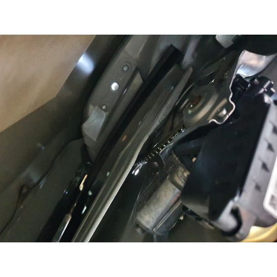 Elevalunas Trasero Derecho Para Toyota Avensis Touring Sports