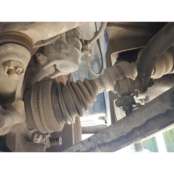 Transmision Delantera Izquierda Para Nissan Almera