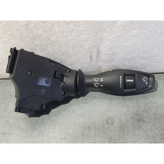 Mando Limpia Para Ford Transit Courier
