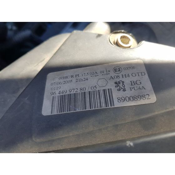 Faro Izquierdo Para Peugeot 1007