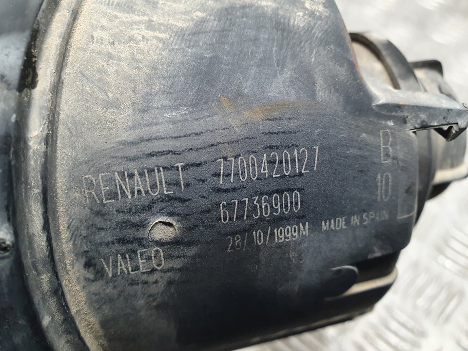Faro Antiniebla Derecho Para Renault Scenic